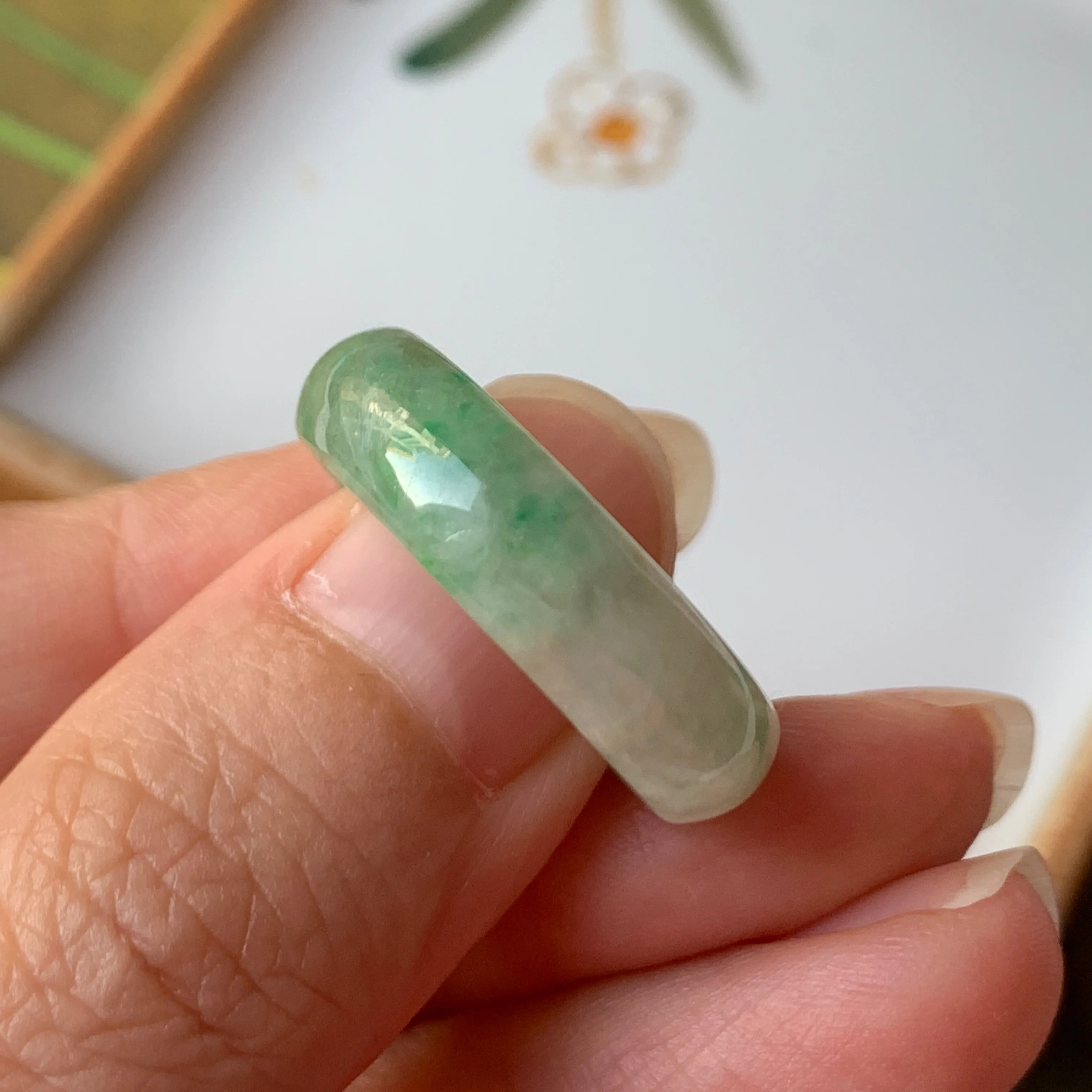 18.8mm A-Grade Natural Floral Imperial Green Jadeite Ring Band No.162148