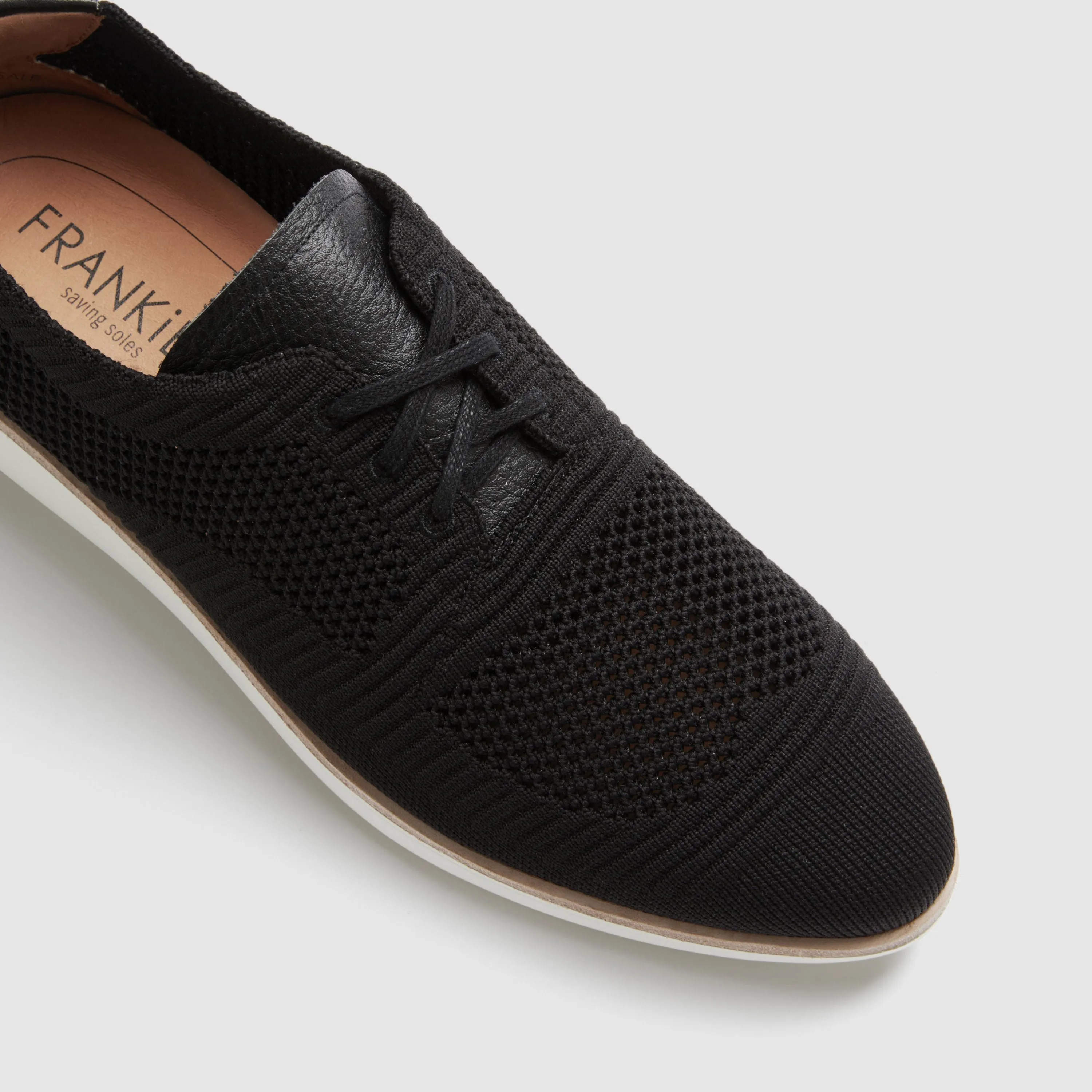 BAILEY F4 - BLACK