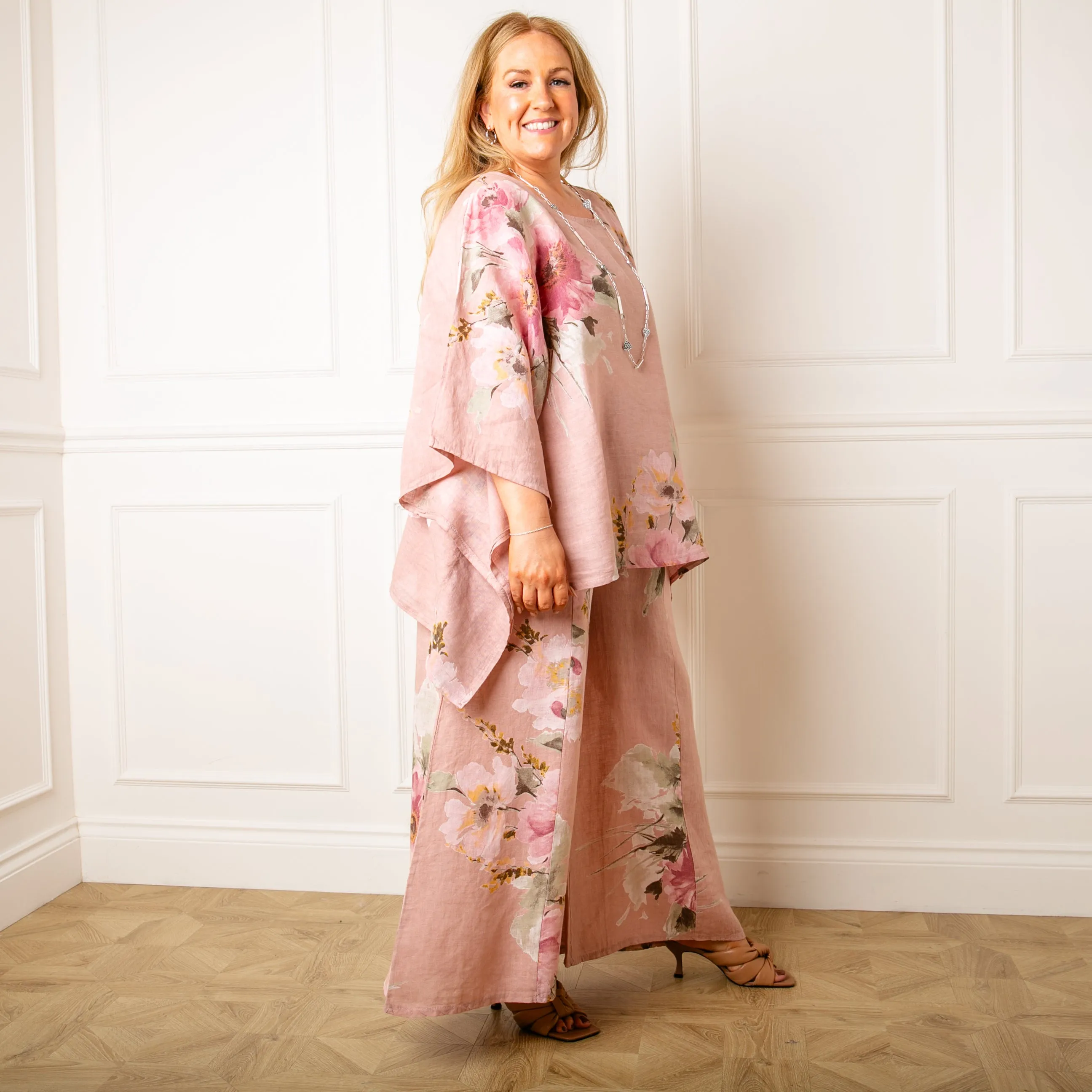 Bouquet Print Linen Top
