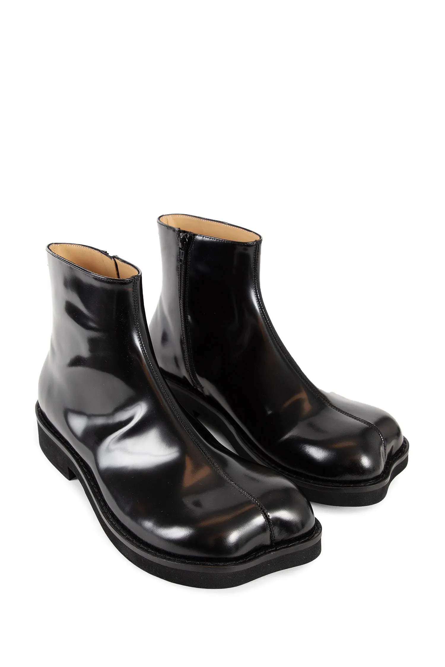 MM6 MAISON MARGIELA MAN BLACK BOOTS